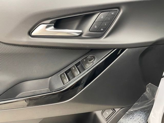 New 2026 Chevrolet Equinox RS w/ Convenience Package III image 11