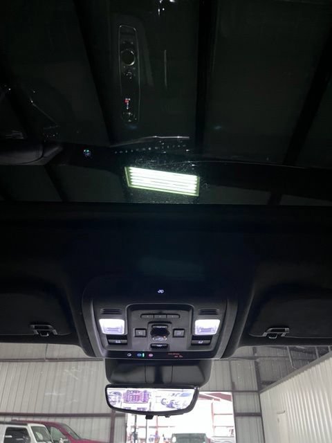 Used 2023 Cadillac Escalade ESV V w/ LPO, Floor Liner Package AWD/4WD image 31