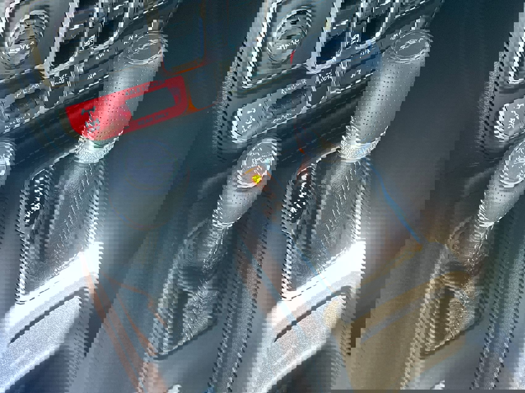 Used 2025 Jeep Gladiator Mojave image 20