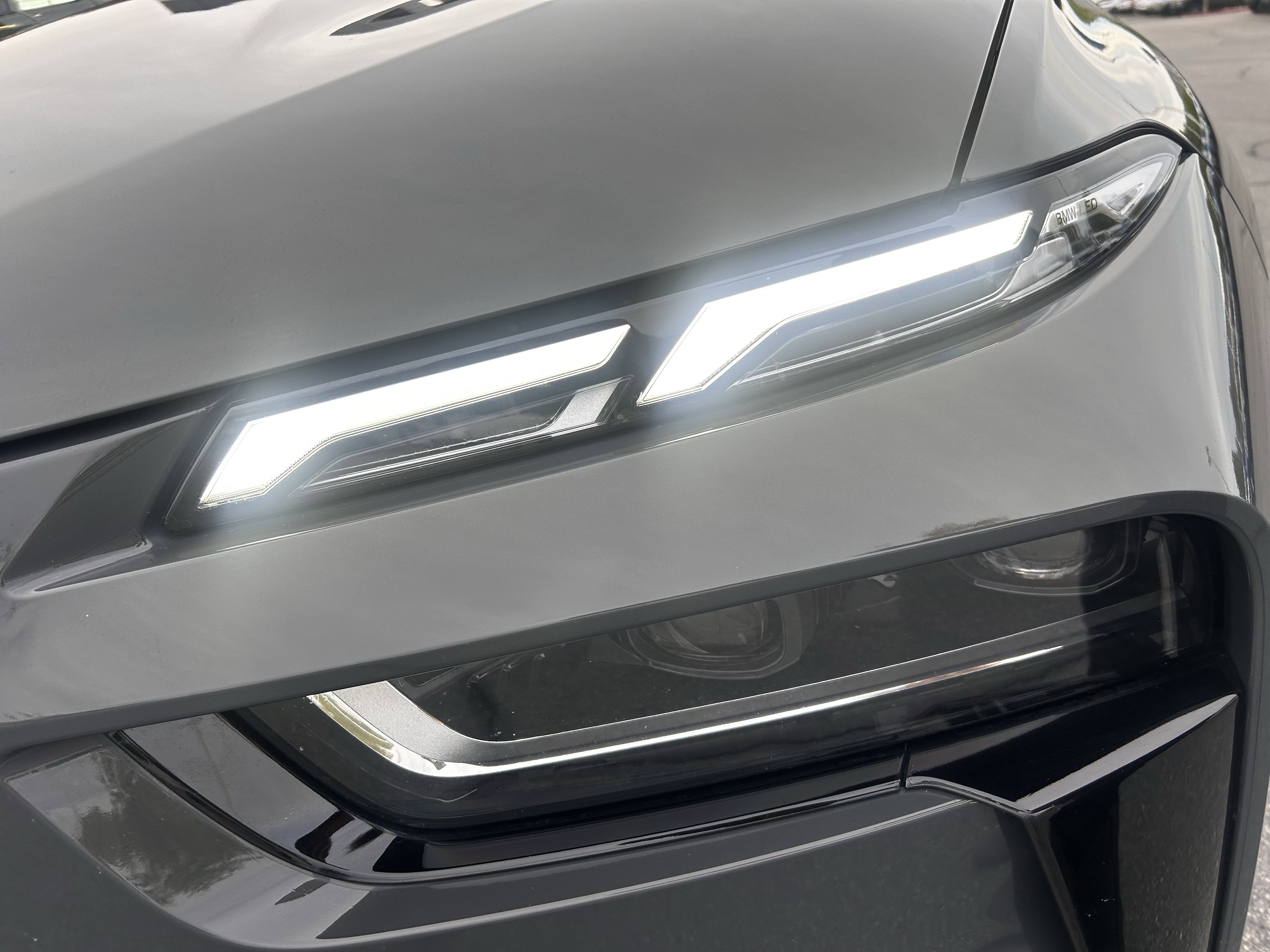 Used 2023 BMW X7 M60i w/ Executive Package image 11