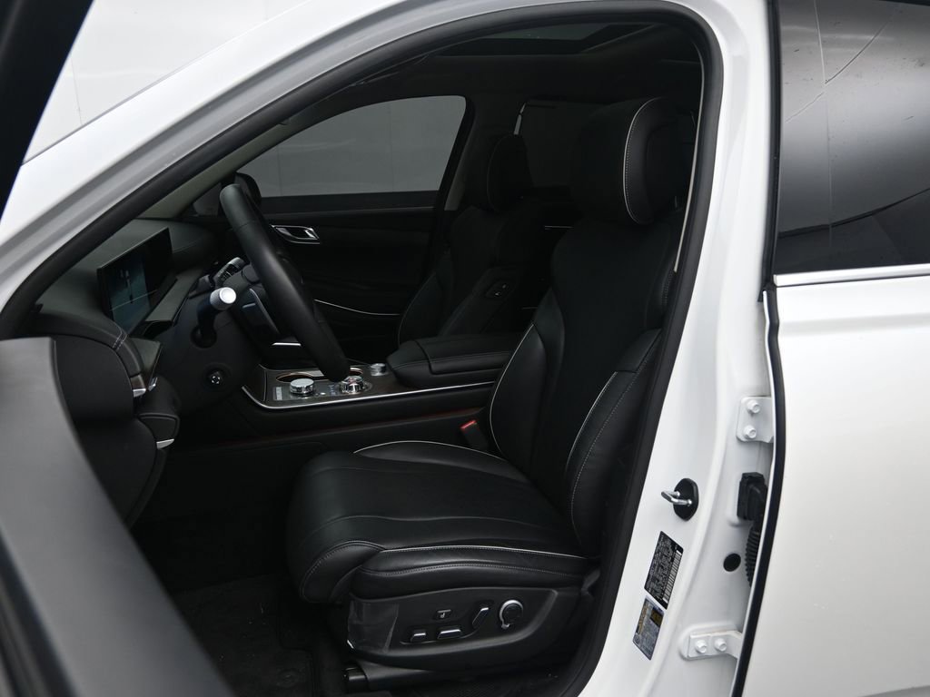 Used 2025 Genesis GV80 3.5T Advanced image 25