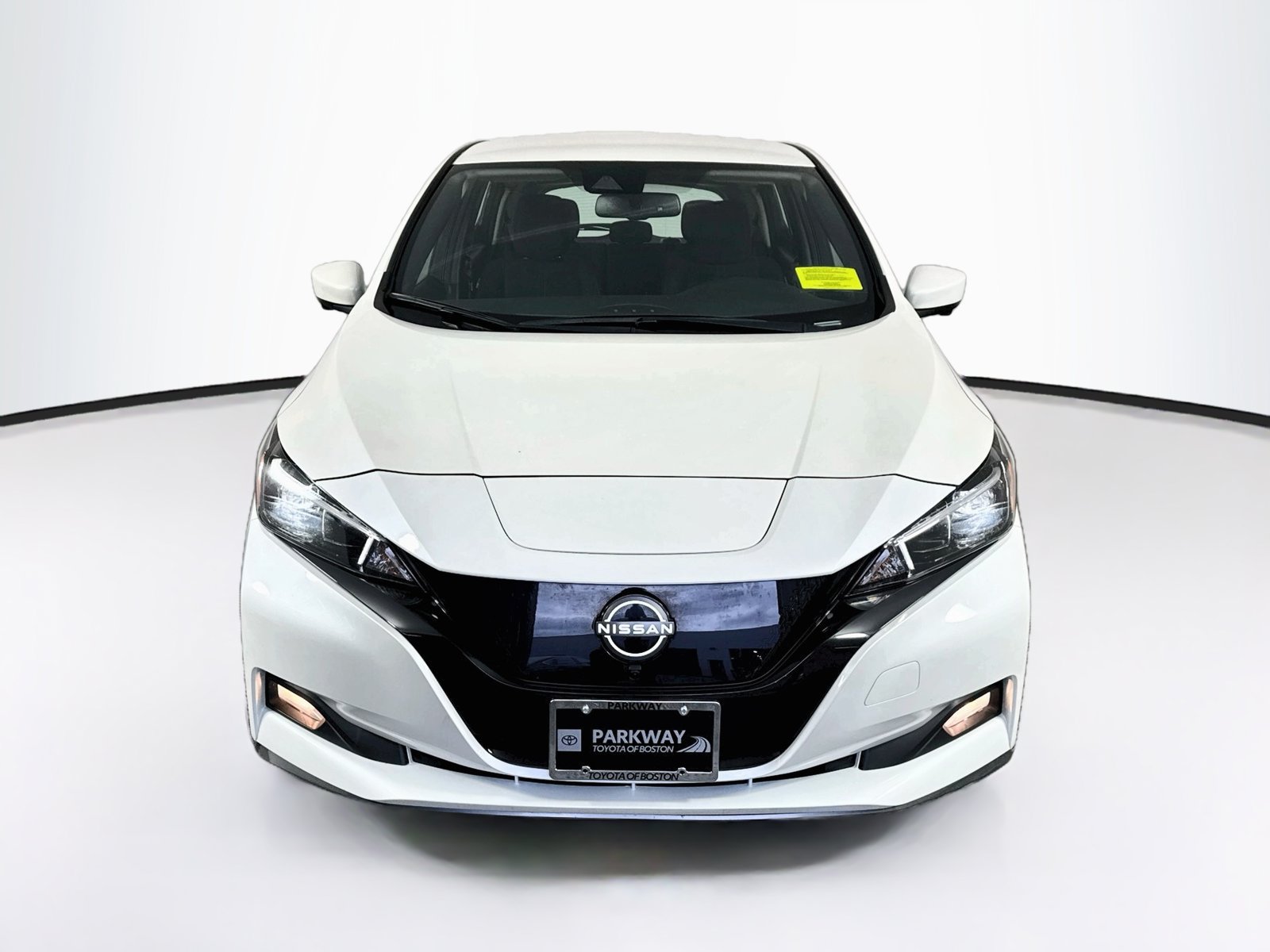 Used 2023 Nissan Leaf SV Plus FWD image 2