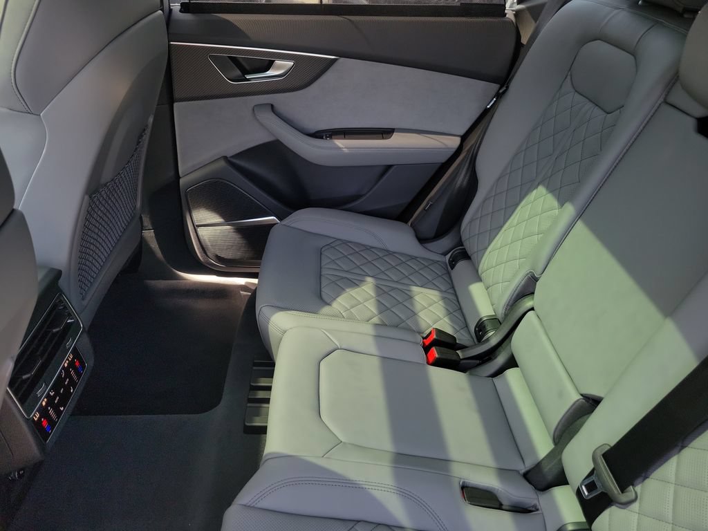 New 2026 Audi SQ8 Premium Plus AWD/4WD image 25