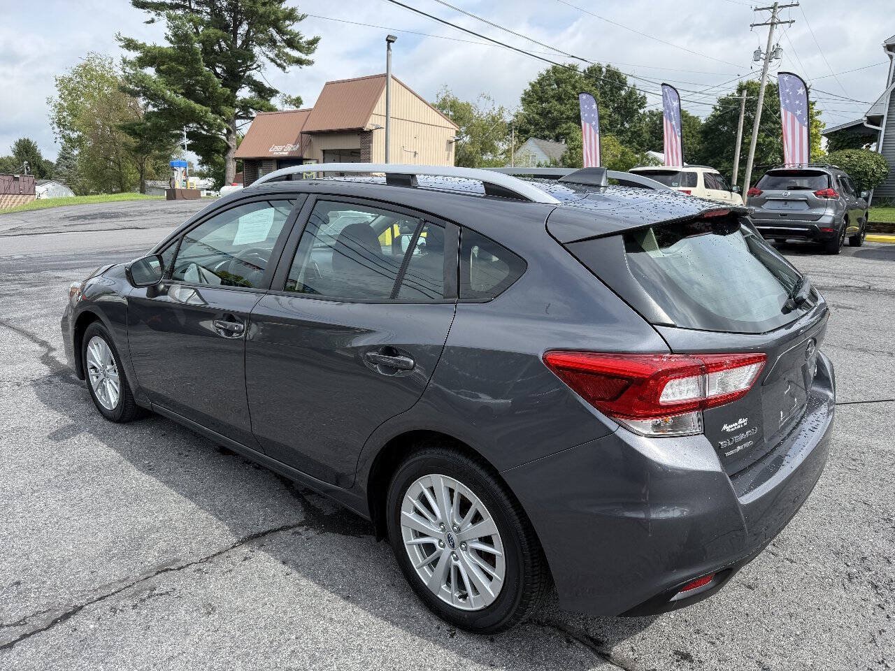 Used 2018 Subaru Impreza 2.0i Premium w/ Eyesight & BSD & Rcta AWD/4WD image 7