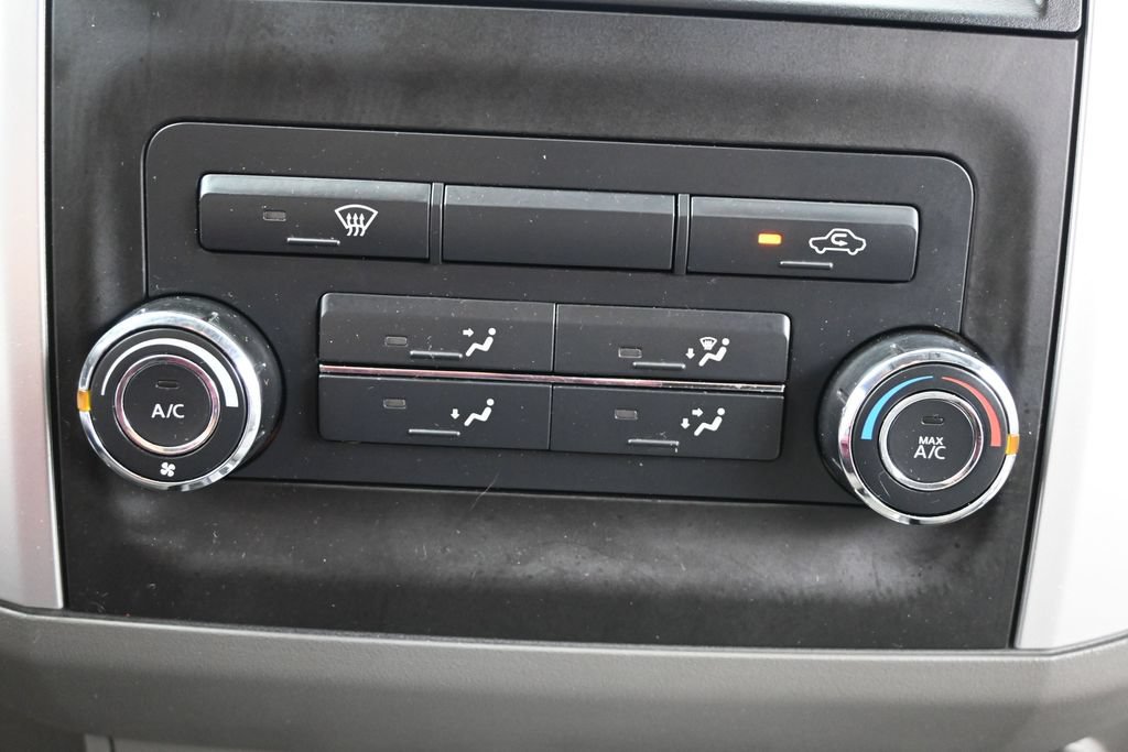 Used 2019 Nissan Frontier SV AWD/4WD image 17
