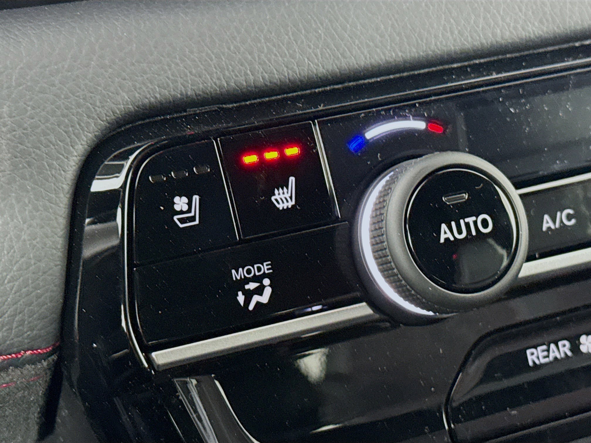 New 2026 Honda Pilot Black Edition image 21