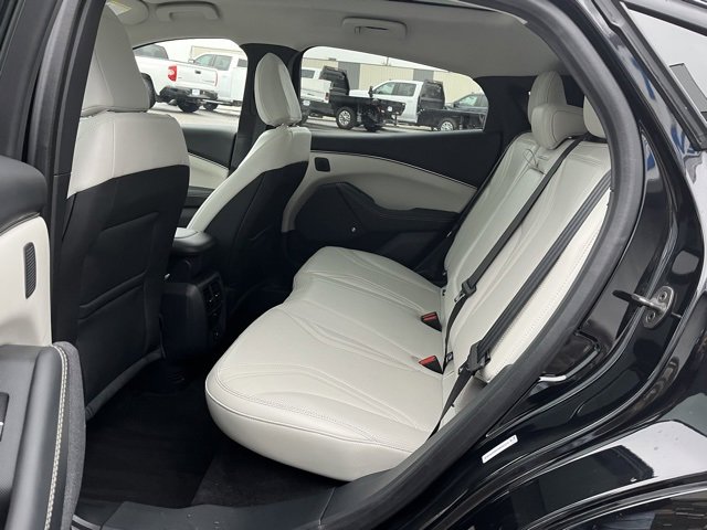 Used 2022 Ford Mustang Mach-E Premium image 27