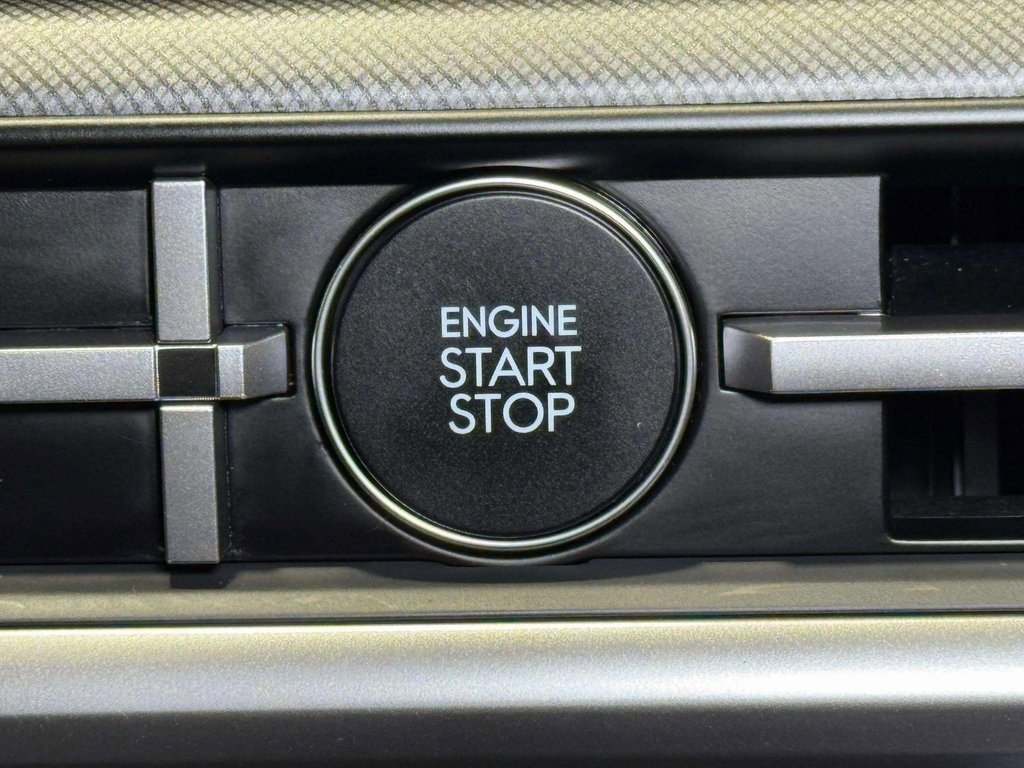 Used 2024 Hyundai Santa Fe XRT image 11