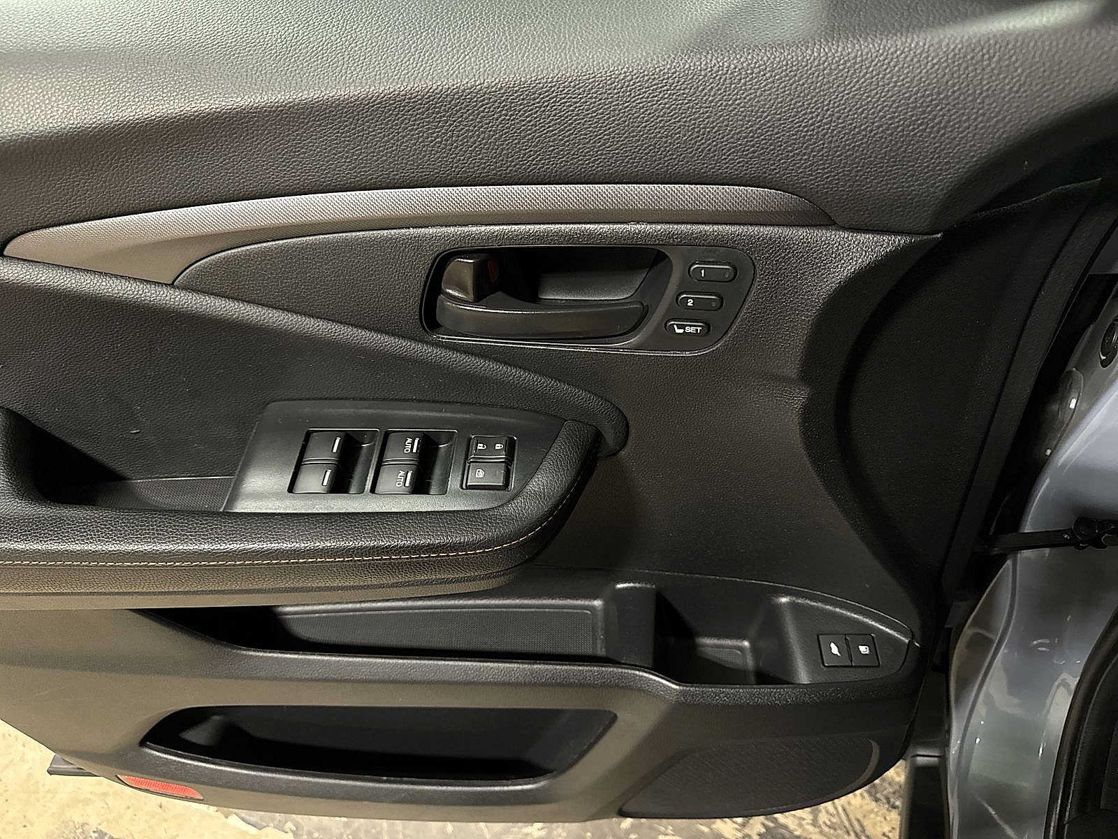 Used 2023 Honda Passport TrailSport image 23