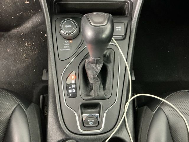 Used 2022 Jeep Cherokee Latitude Lux AWD/4WD image 27