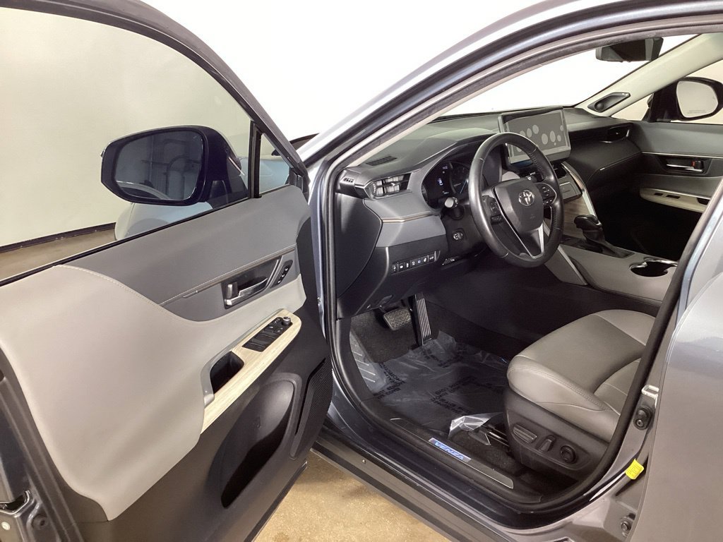 Used 2021 Toyota Venza Limited AWD/4WD image 11