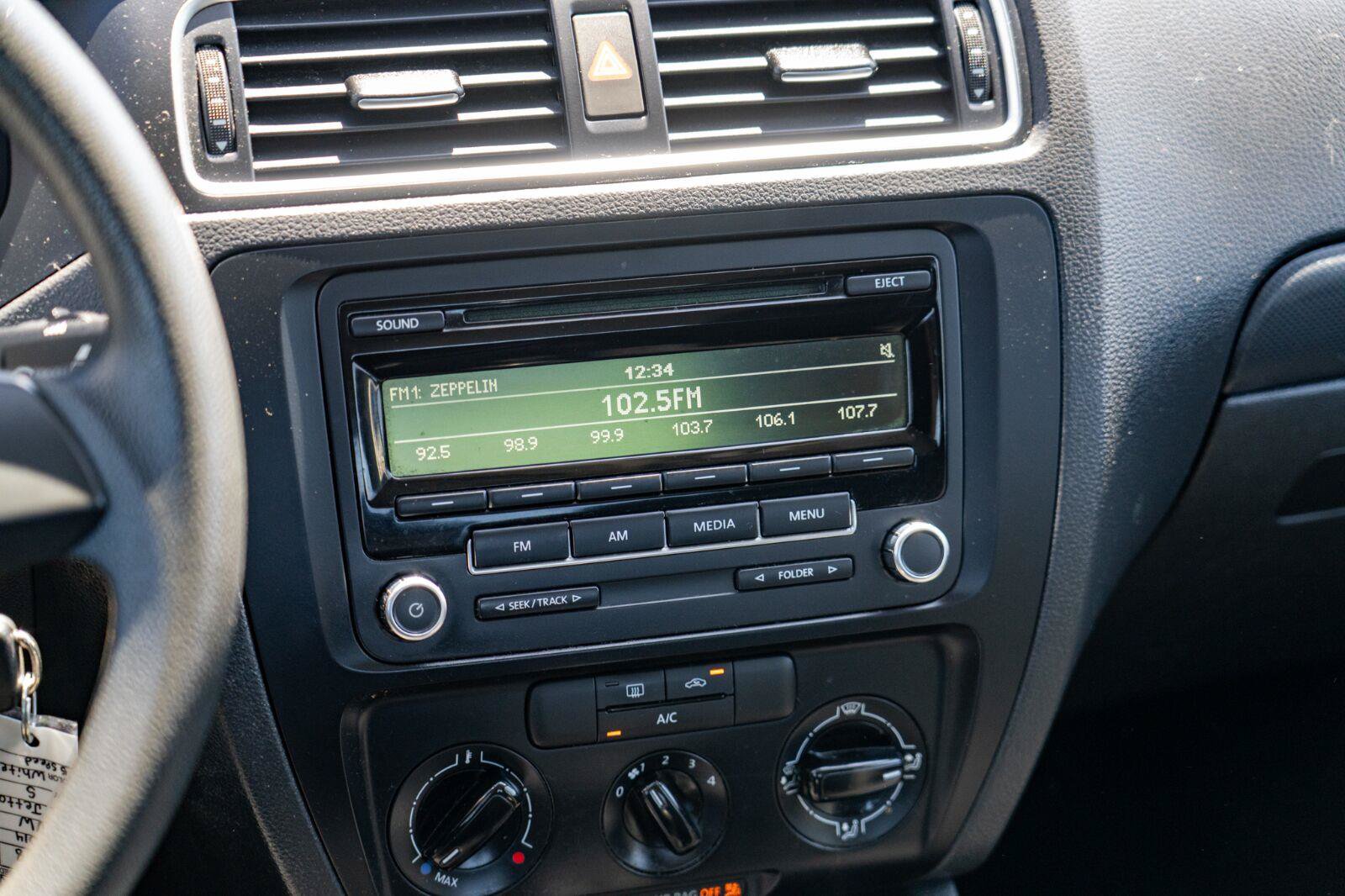 Used 2014 Volkswagen Jetta S FWD image 20