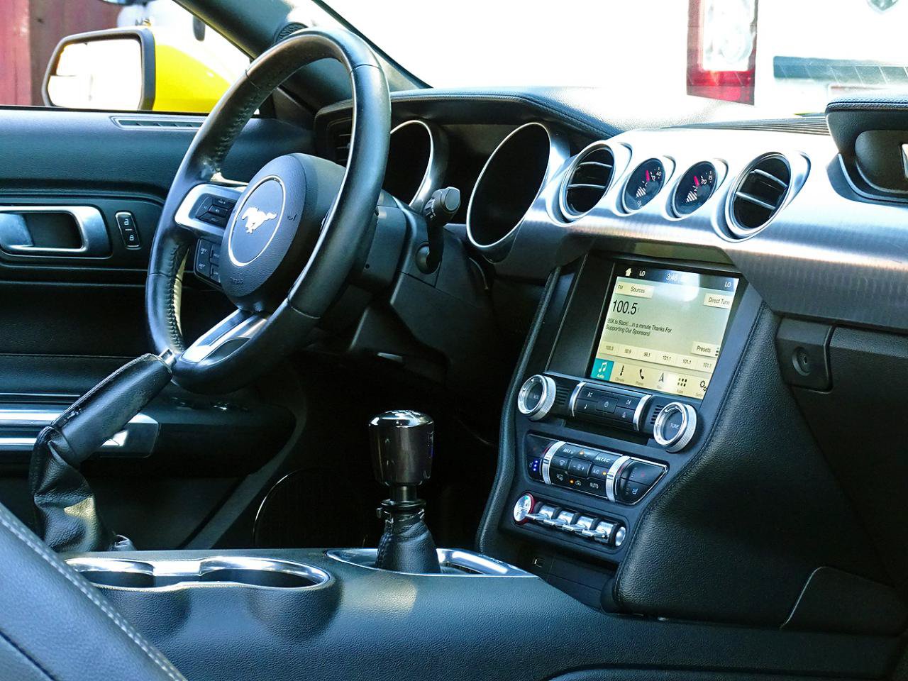 Used 2018 Ford Mustang GT Premium RWD image 25