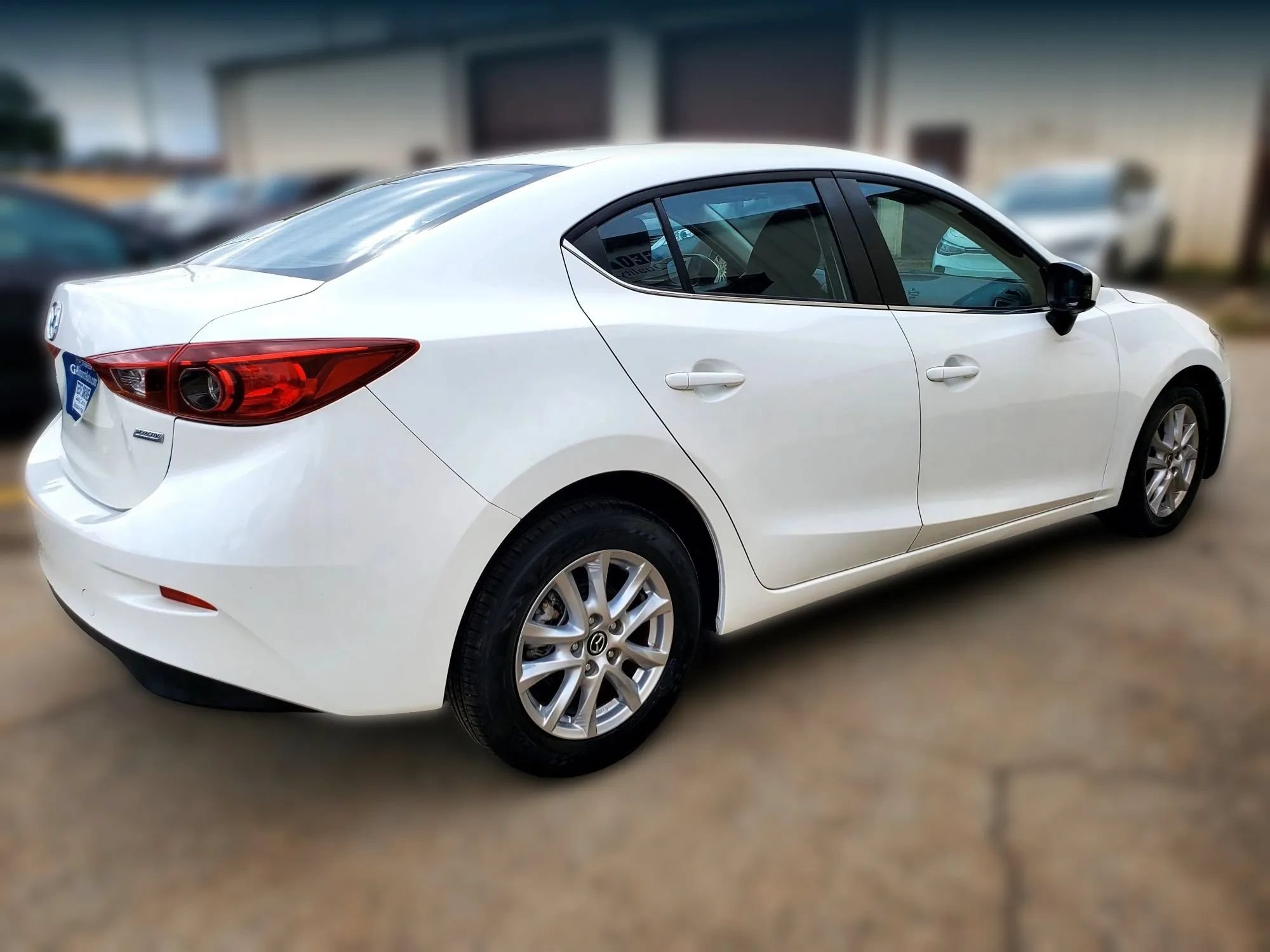 Used 2016 MAZDA MAZDA3 i Sport w/ Preferred Equipment Package FWD image 13