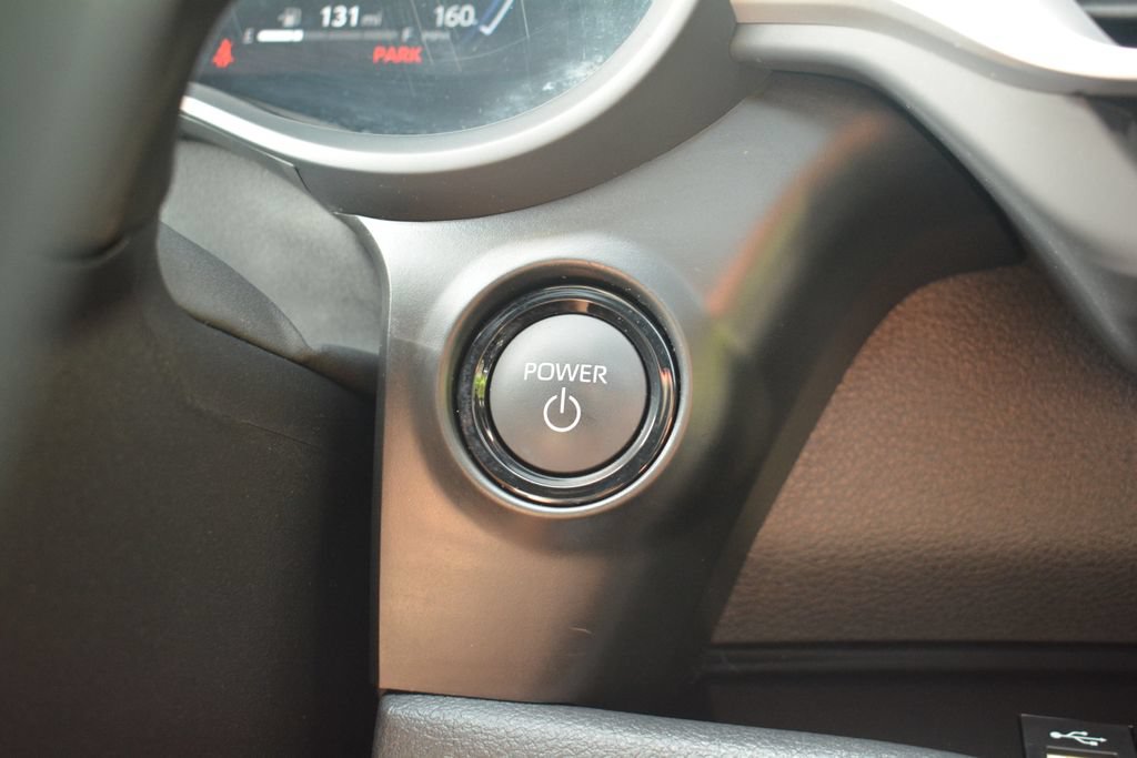 Used 2026 Toyota Sienna XSE AWD/4WD image 16