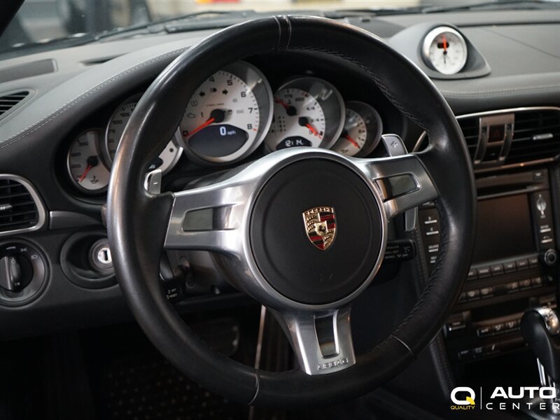 Used 2011 Porsche 911 Carrera 4S AWD/4WD image 15