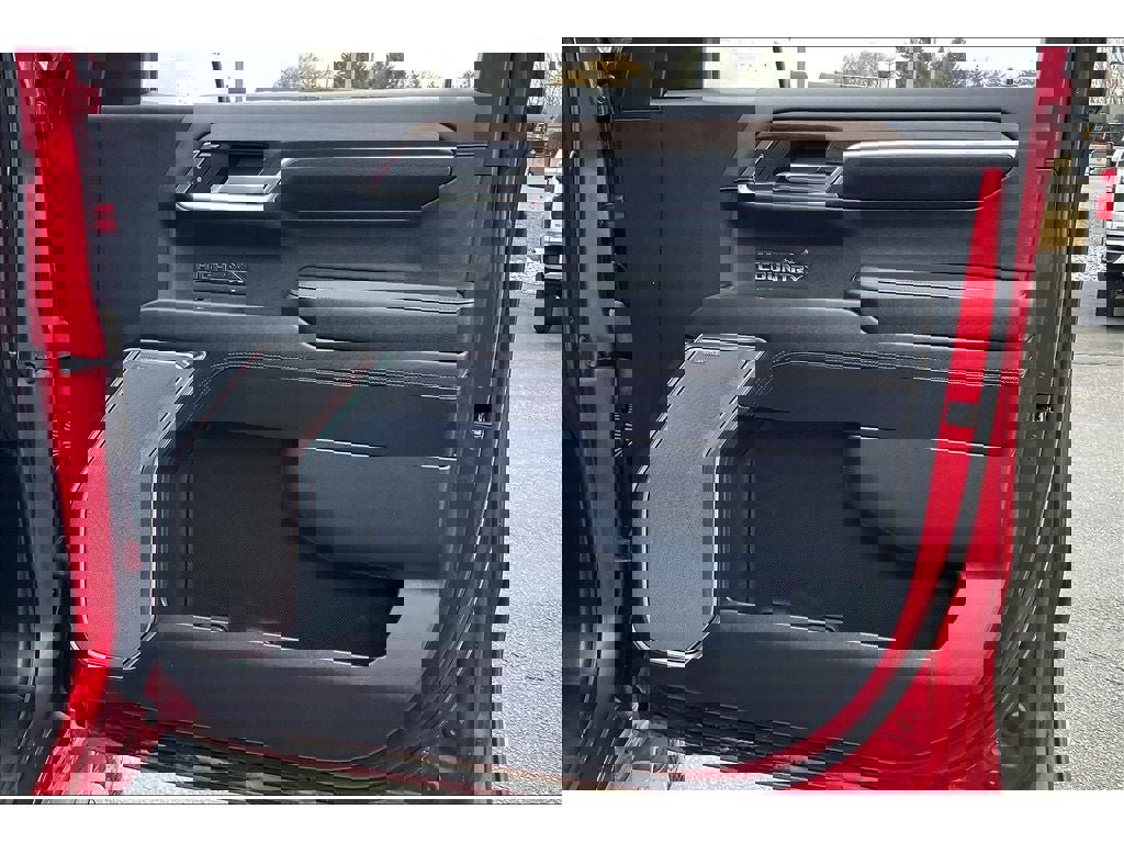 Used 2024 Chevrolet Silverado 1500 High Country w/ Technology Package image 24