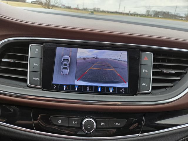 Used 2021 Buick Enclave Avenir w/ Avenir Technology Package AWD/4WD image 35