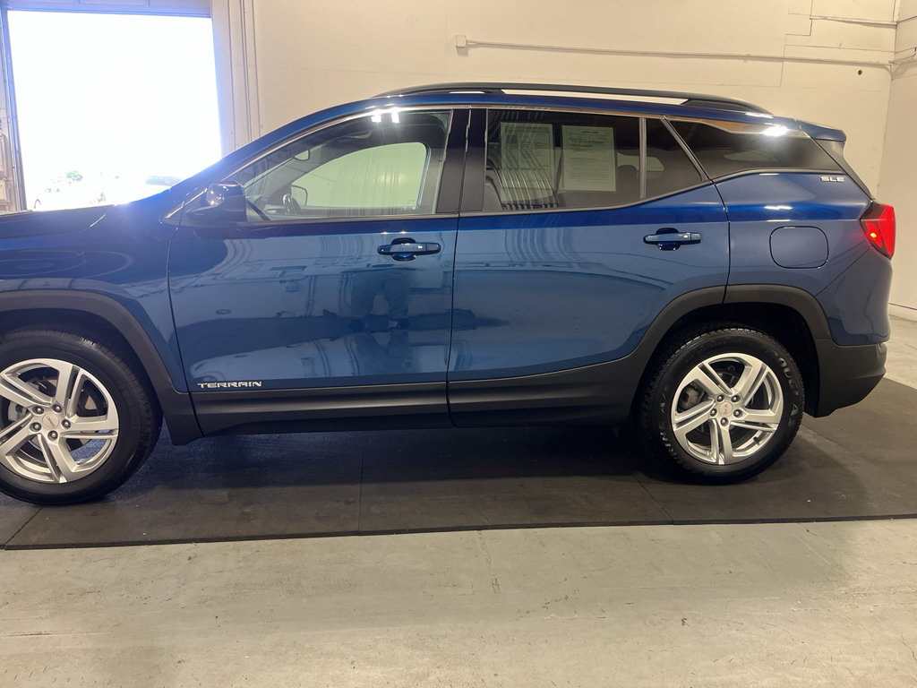 Certified 2020 GMC Terrain SLE w/ Driver Convenience Package AWD/4WD image 12