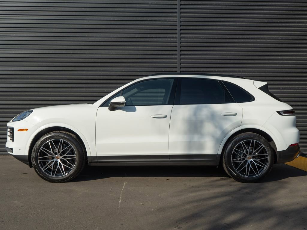 New 2025 Porsche Cayenne image 2
