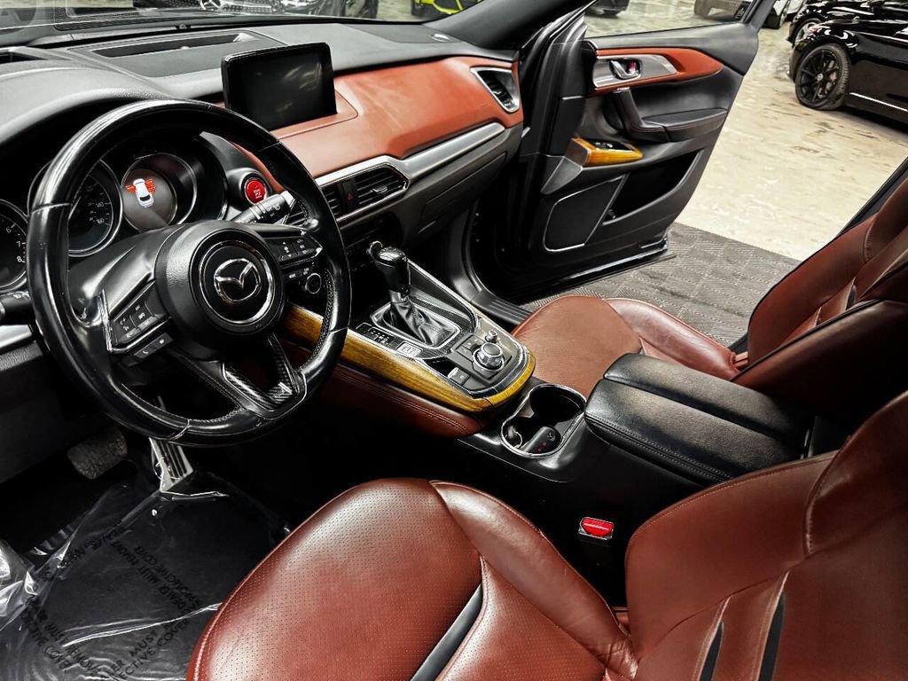 Used 2017 MAZDA CX-9 Signature image 33