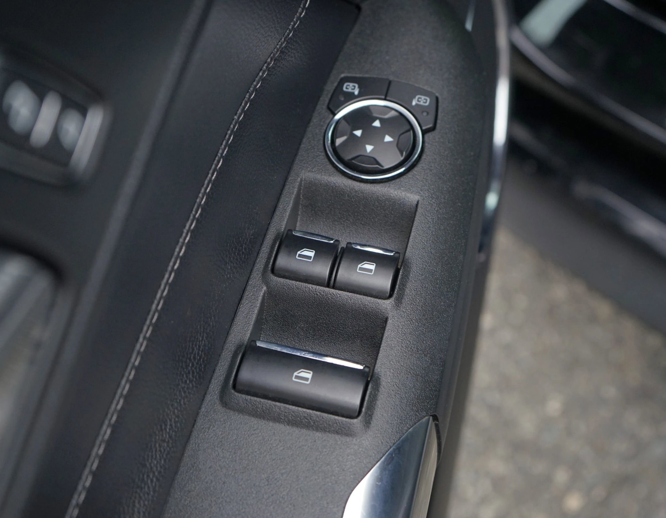 Used 2021 Ford Mustang Premium image 16
