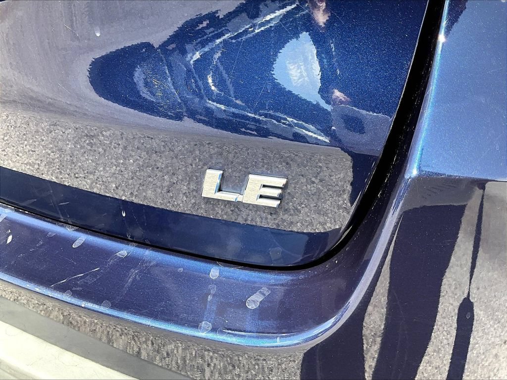 Used 2015 Toyota Highlander LE FWD image 26
