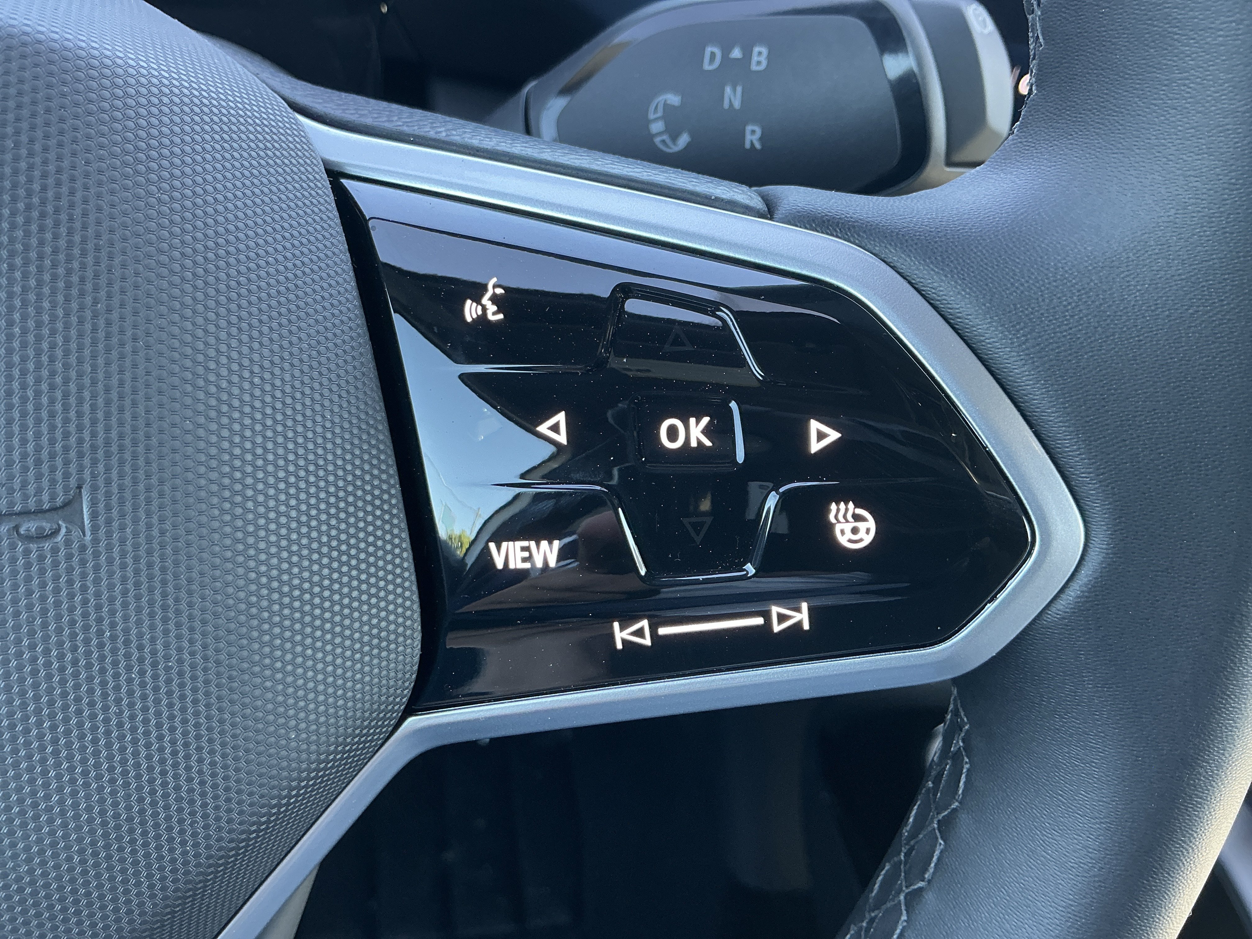 New 2026 Volkswagen ID.4 Pro S Plus AWD/4WD image 16