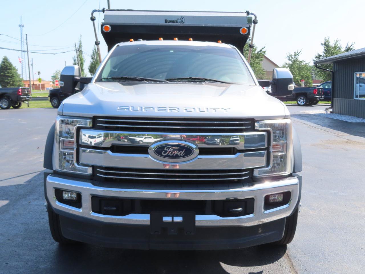 Used 2017 Ford F550 4x4 SuperCab Super Duty image 9