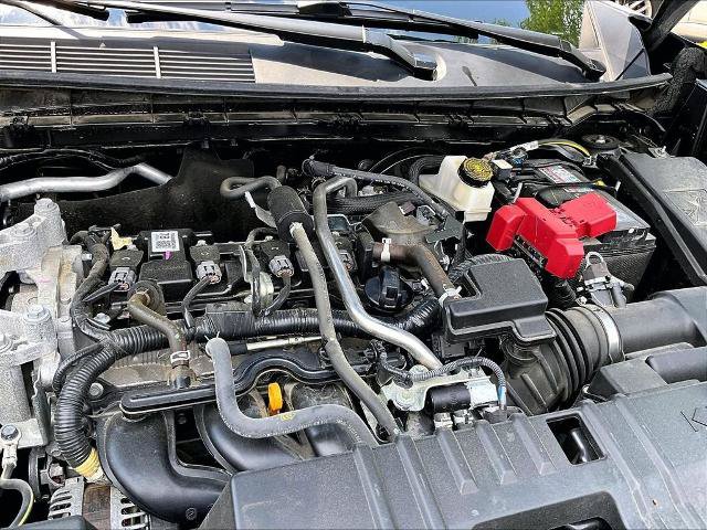Certified 2025 Nissan Kicks SV AWD/4WD image 27