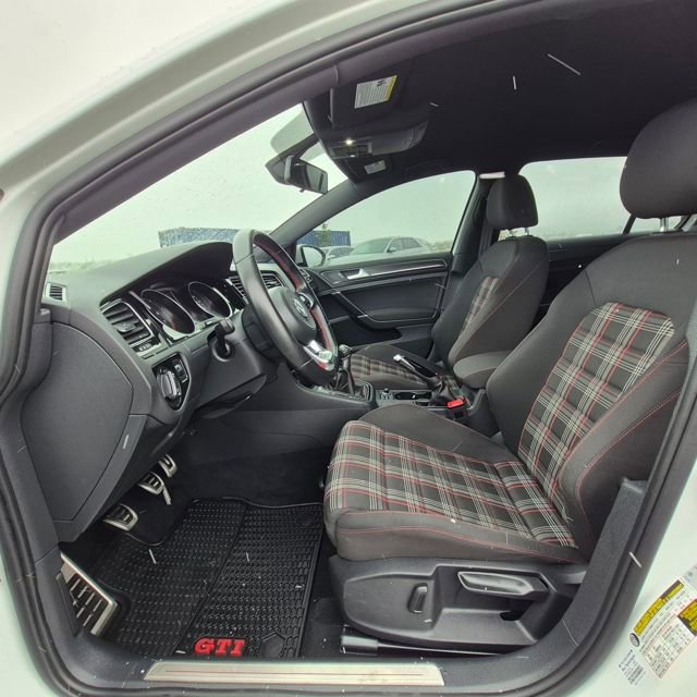 Used 2019 Volkswagen GTI S FWD image 11