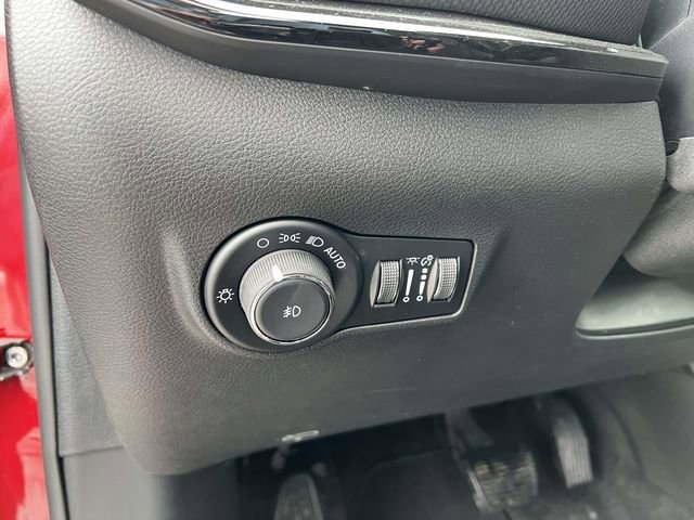 New 2026 Jeep Compass Latitude image 14