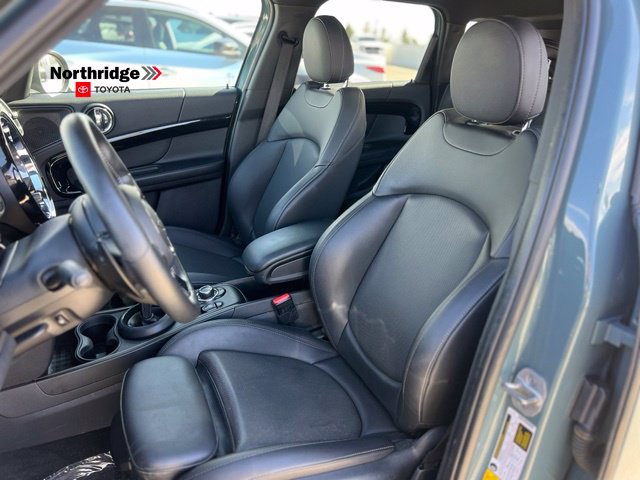 Used 2022 MINI Cooper Countryman S w/ Premium Package FWD image 12