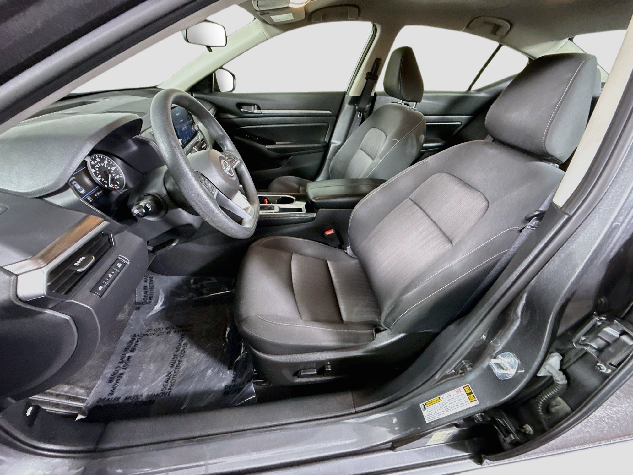 Used 2023 Nissan Altima 2.5 SV FWD image 22