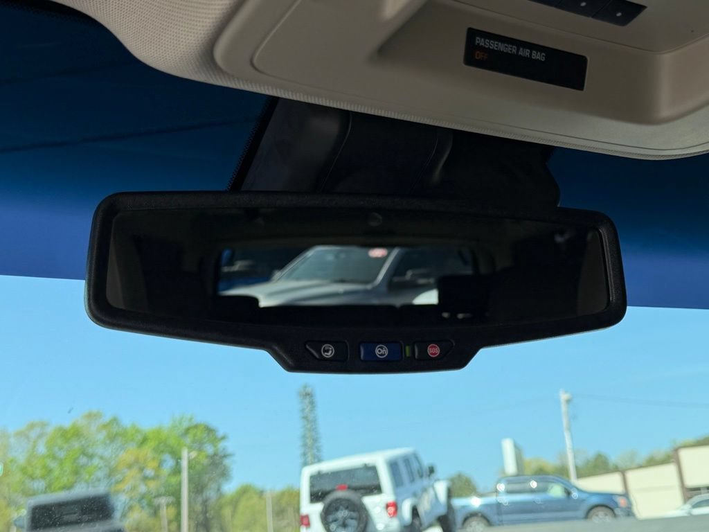Used 2019 Chevrolet Suburban Premier AWD/4WD image 26
