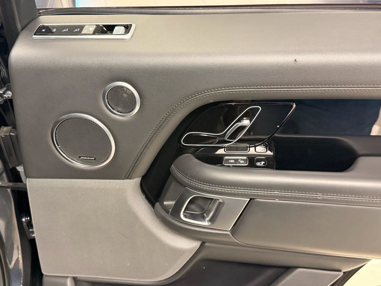 Used 2019 Land Rover Range Rover HSE AWD/4WD image 47
