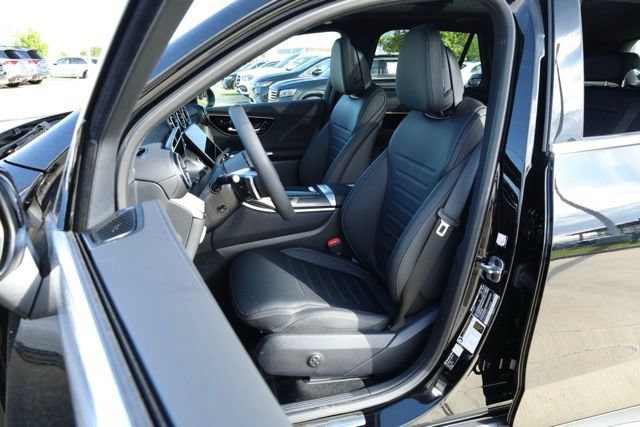 Used 2026 Mercedes-Benz GLC 300 image 26