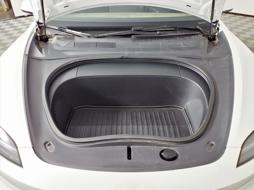 Used 2024 Tesla Model 3 Standard Range image 24