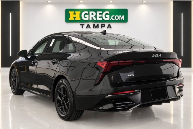 Used 2025 Kia K5 LXS FWD image 2