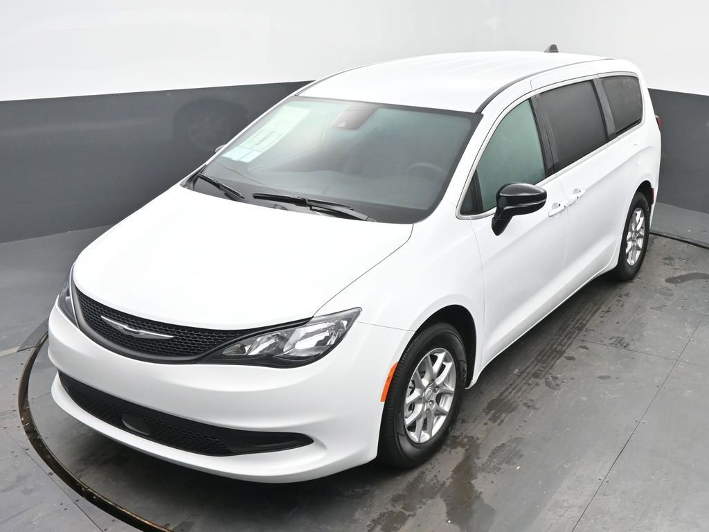 New 2026 Chrysler Voyager LX FWD image 38