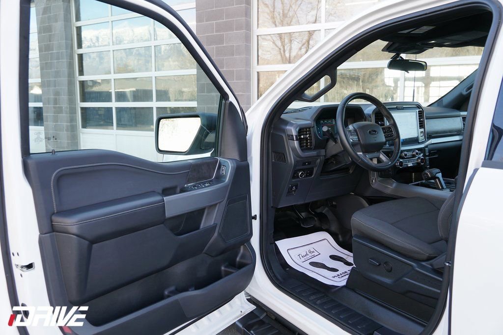 Used 2025 Ford F150 XLT w/ Equipment Group 301A Standard image 17
