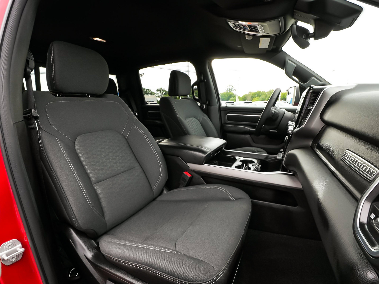 Used 2025 RAM 1500 Big Horn AWD/4WD image 40