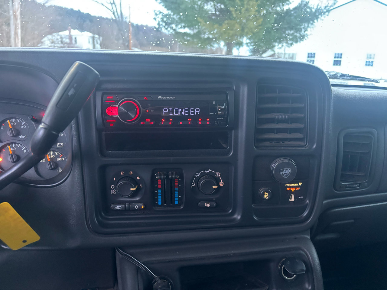 Used 2006 GMC Sierra 2500 SLE w/ Onstar Plus Package image 20