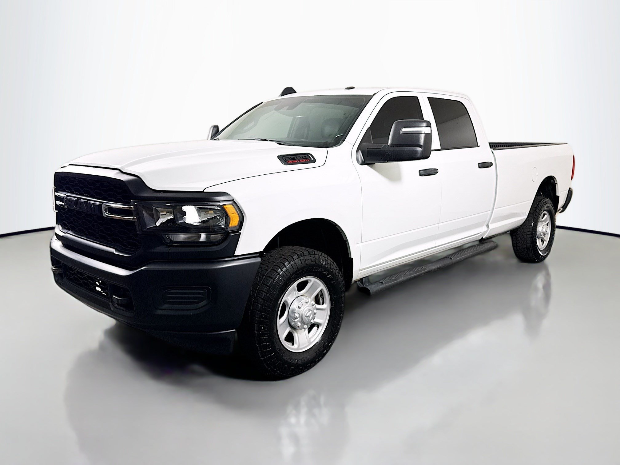 Used 2024 RAM 2500 Tradesman w/ Safety Group AWD/4WD image 4