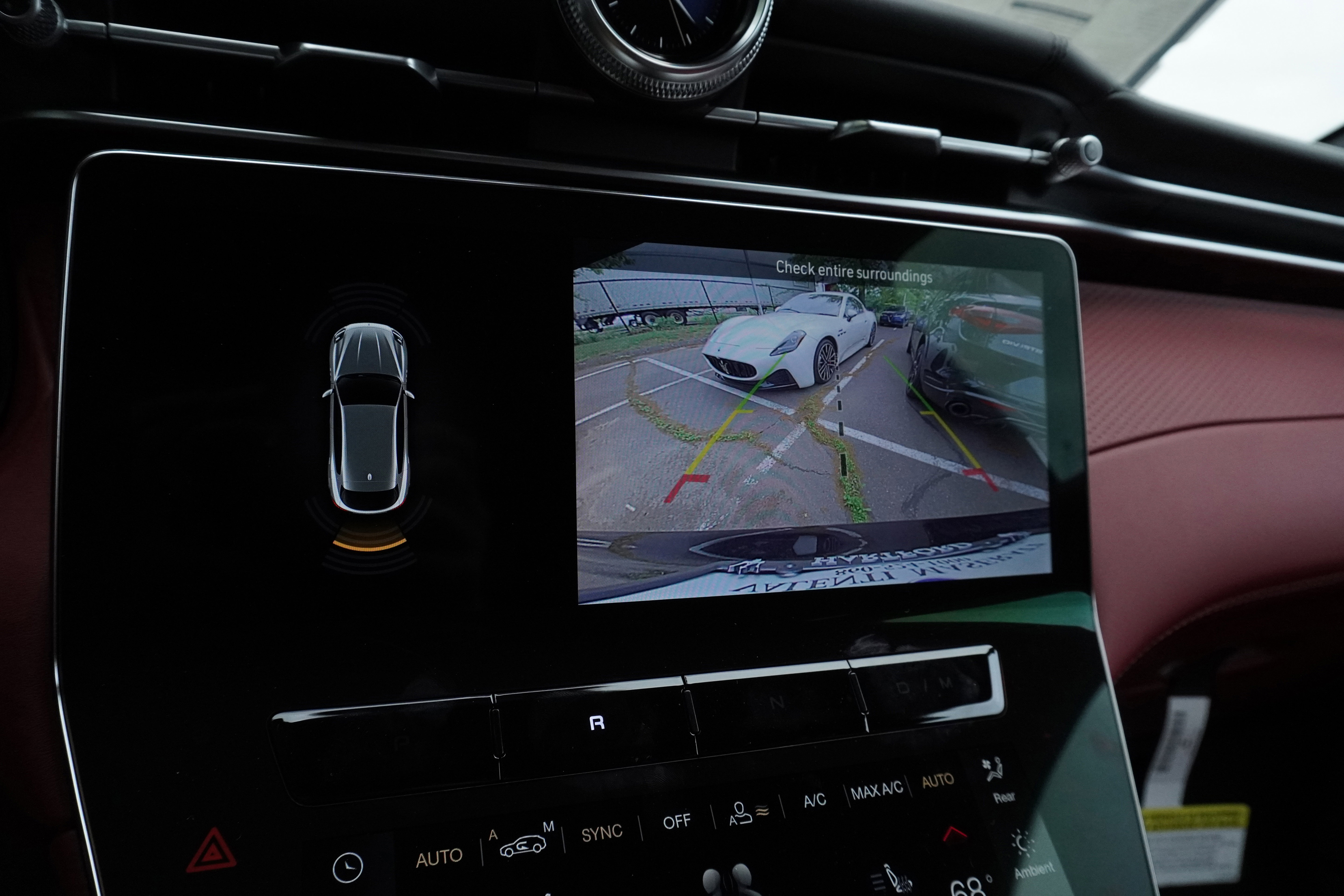 New 2025 Maserati Grecale Trofeo image 21