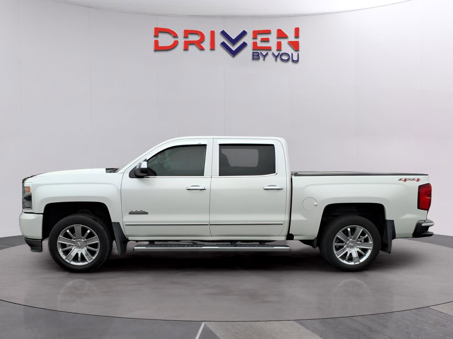 Used 2016 Chevrolet Silverado 1500 High Country image 2