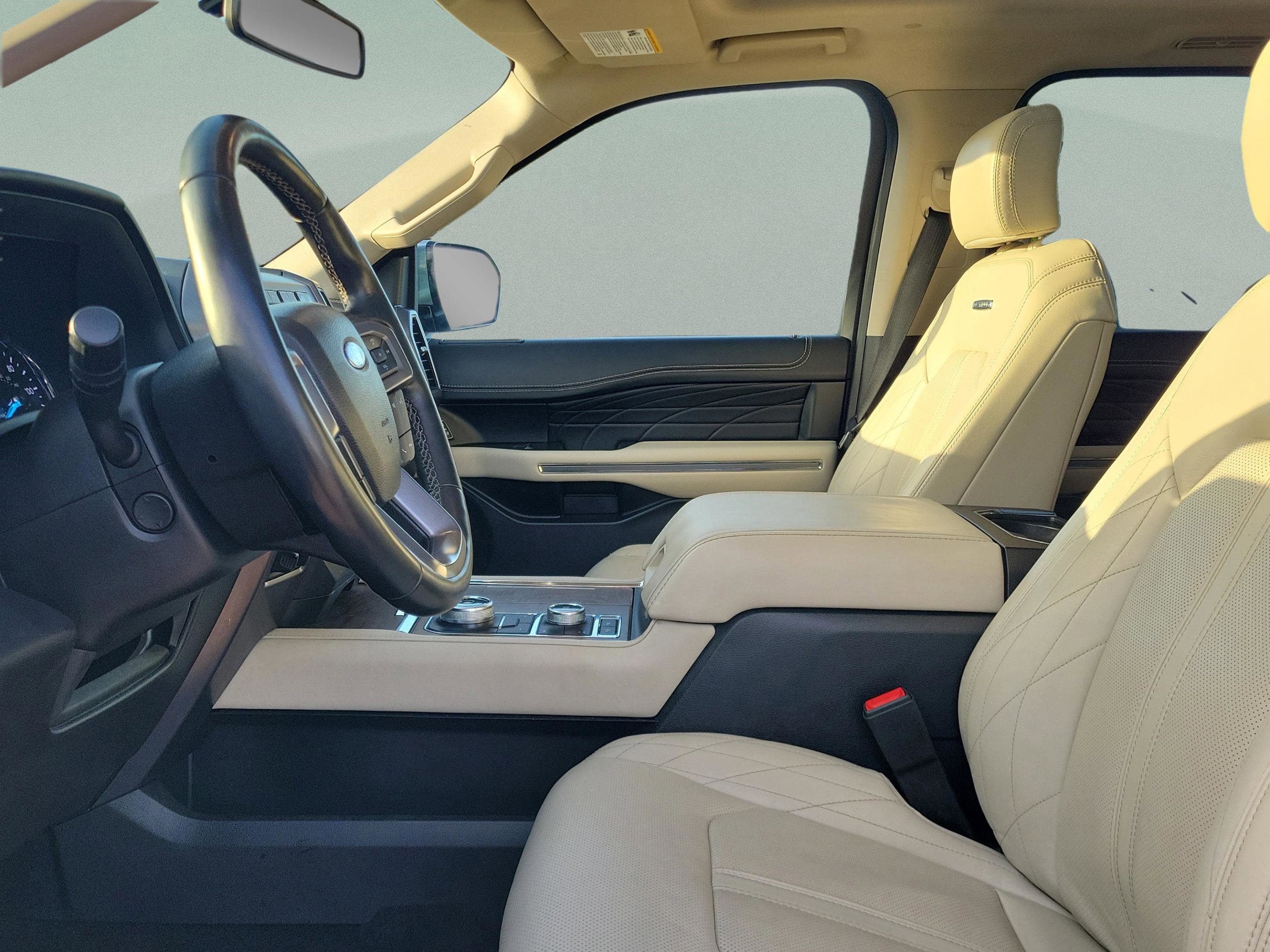 Used 2020 Ford Expedition Platinum image 25