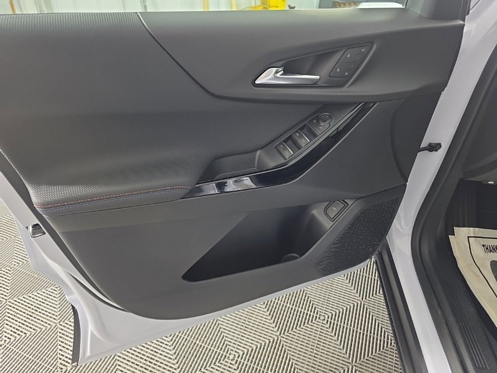 New 2026 Chevrolet Equinox RS w/ Convenience Package III image 12