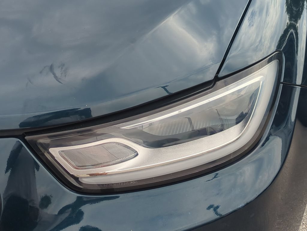 Used 2022 Chrysler Pacifica Limited FWD image 11
