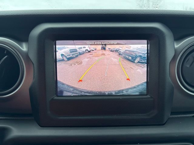 Used 2022 Jeep Wrangler Unlimited Willys image 17